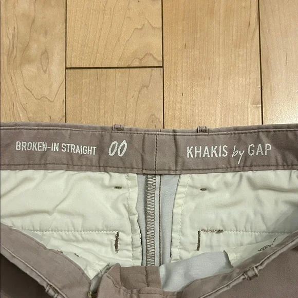 GAP Gray Pants with Orange Floral Design - Picture 5 of 6